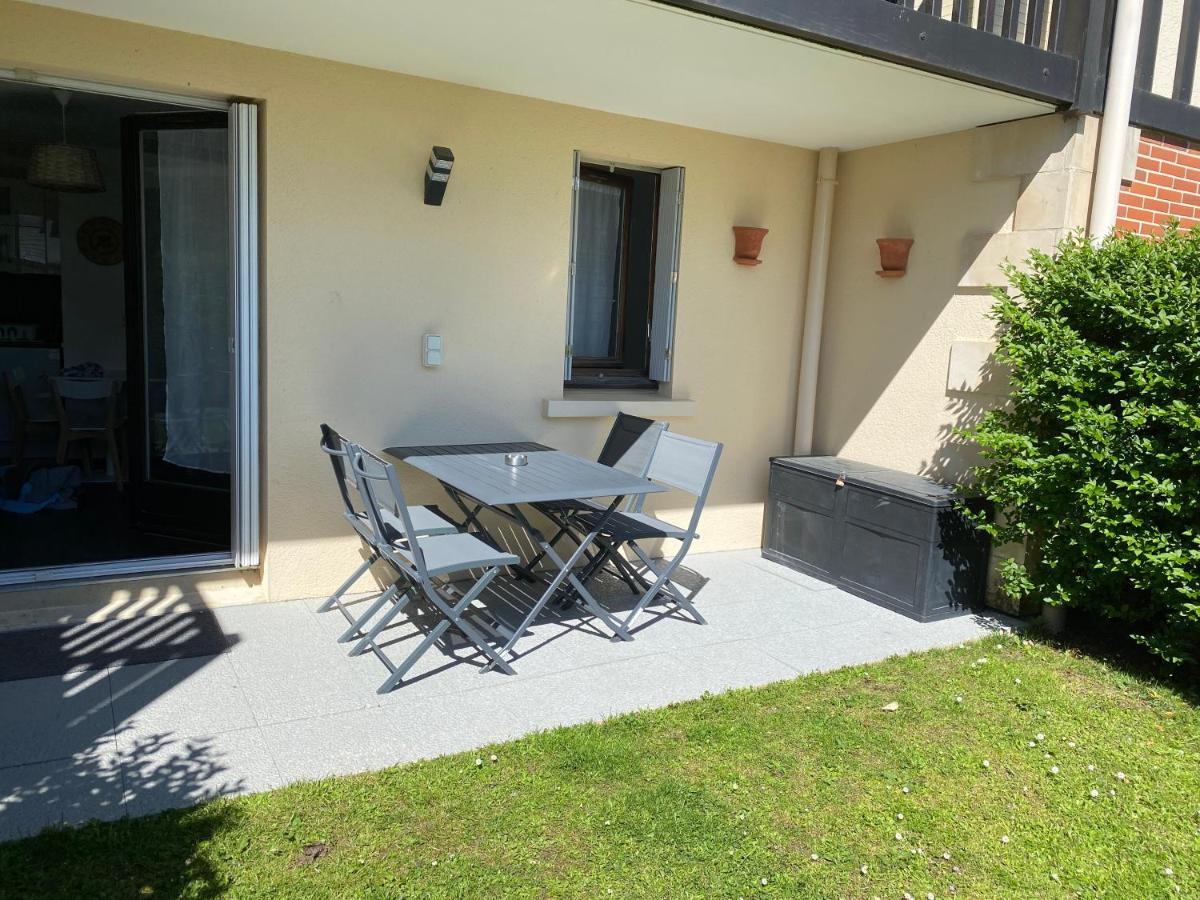 T2 Jardinet, Acces Direct Plage Cabourg Eksteriør bilde